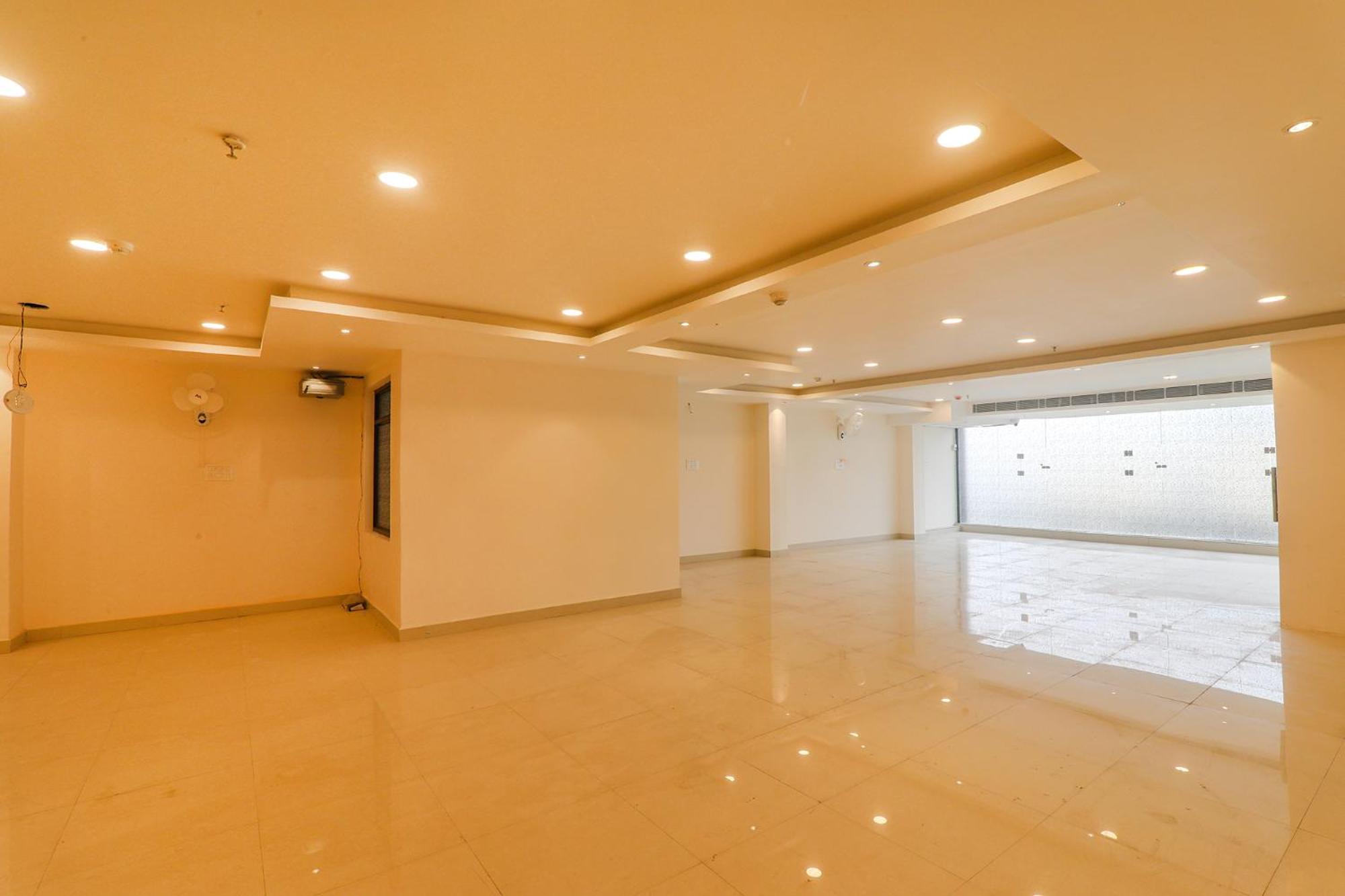 Fabhotel Rachna Palace And Banquets - Nr Lekhraj Metro Station Lucknow Zewnętrze zdjęcie