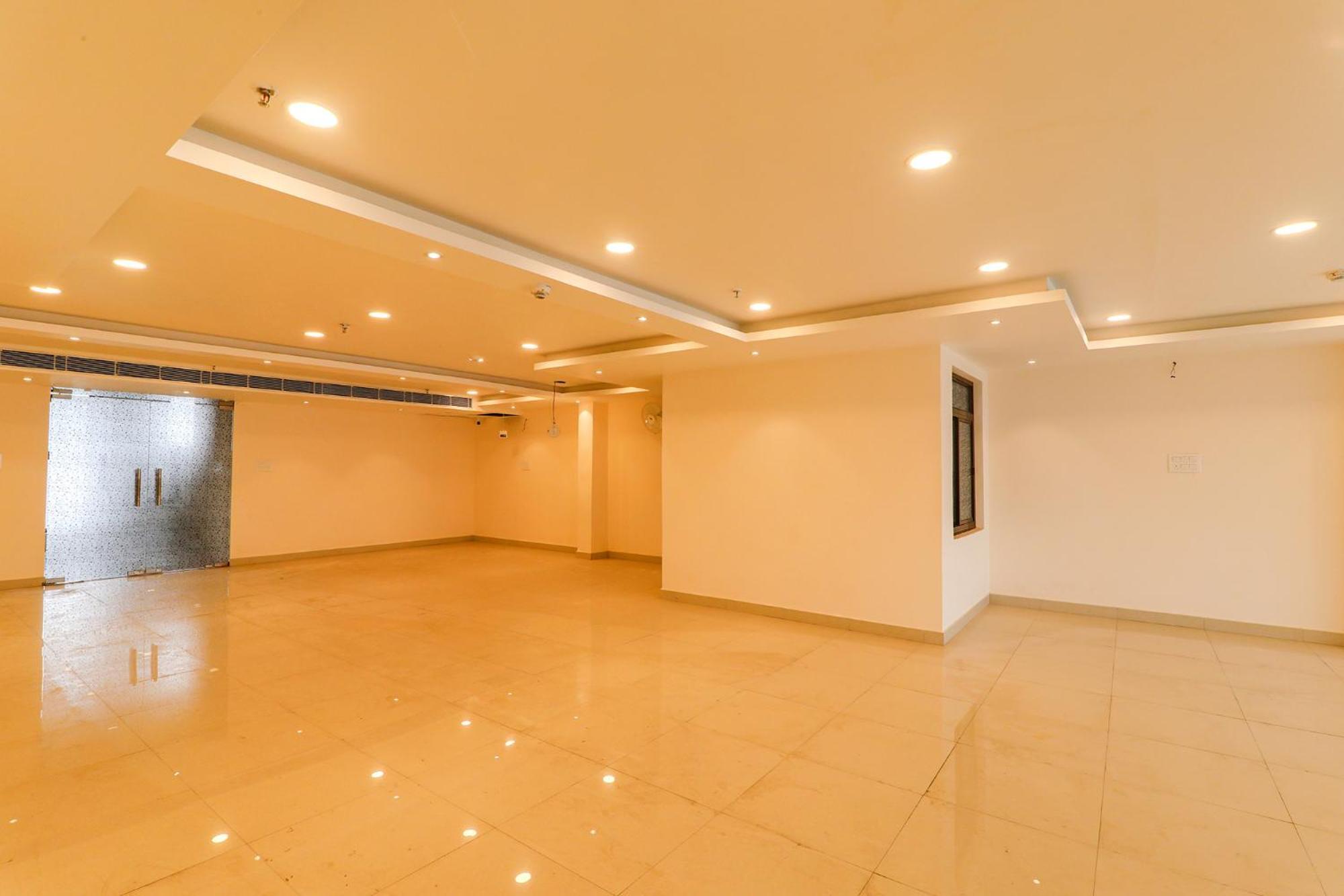 Fabhotel Rachna Palace And Banquets - Nr Lekhraj Metro Station Lucknow Zewnętrze zdjęcie